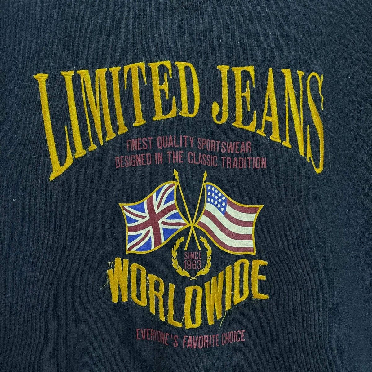 Jean × Vintage Vintage 90s Limited Jeans Worldwide Crewneck Sweatshirt Size US L / EU 52-54 / 3 - 5 Thumbnail