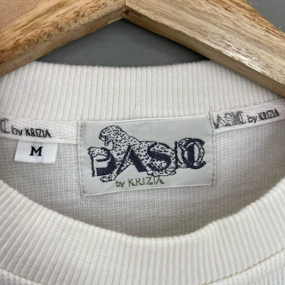 Vintage Basic By Krizia Big Logo Longsleeve Tshirt Size M Size US M / EU 48-50 / 2 - 8 Thumbnail