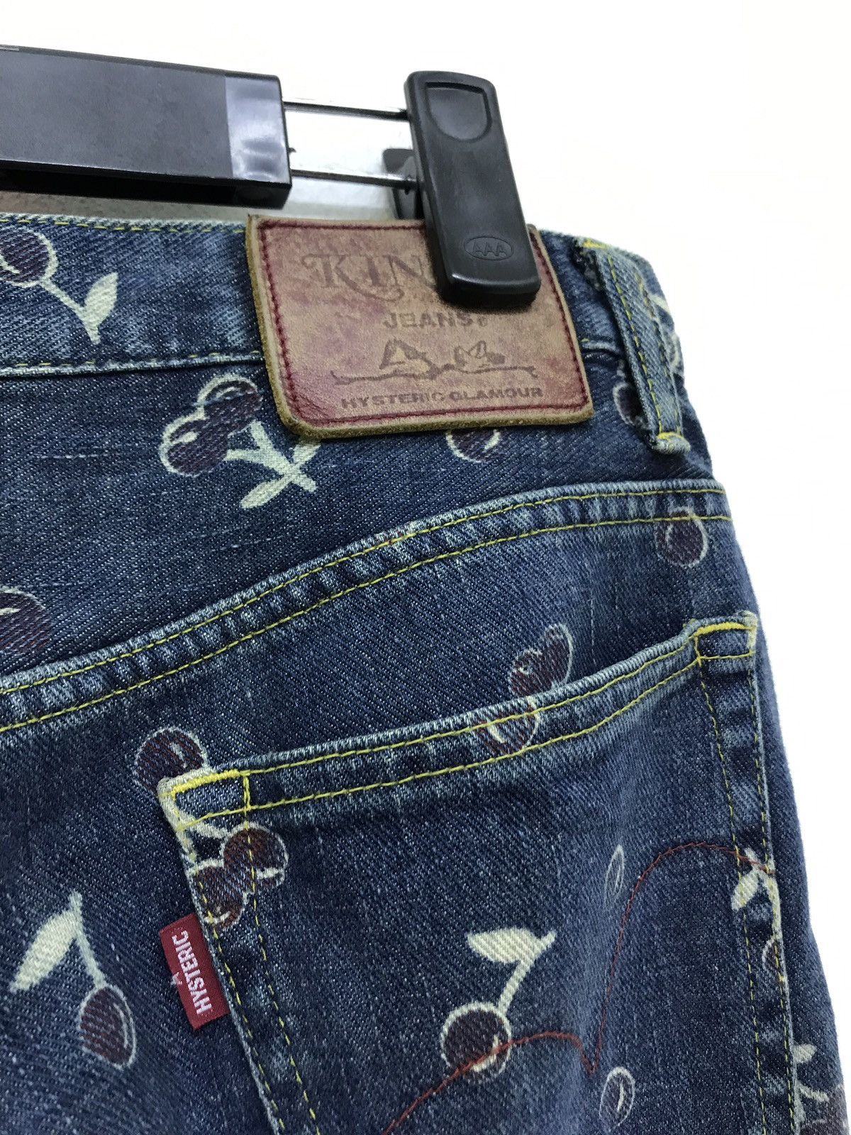 Hysteric Glamour Vtg Hysteric Glamour Denim Cropped Pant Fullprinted Berries Size US 29 - 5 Thumbnail