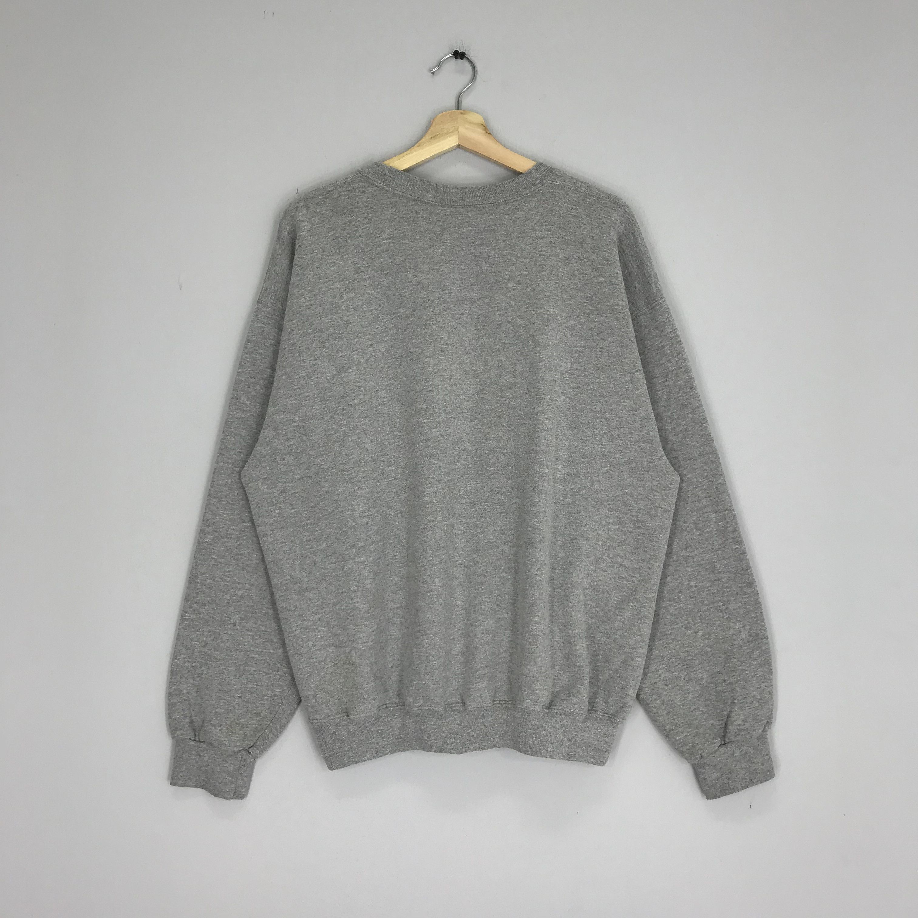Vintage Vintage Army Retired By Soffe Gray Sweater Army Crewneck Size US L / EU 52-54 / 3 - 2 Thumbnail