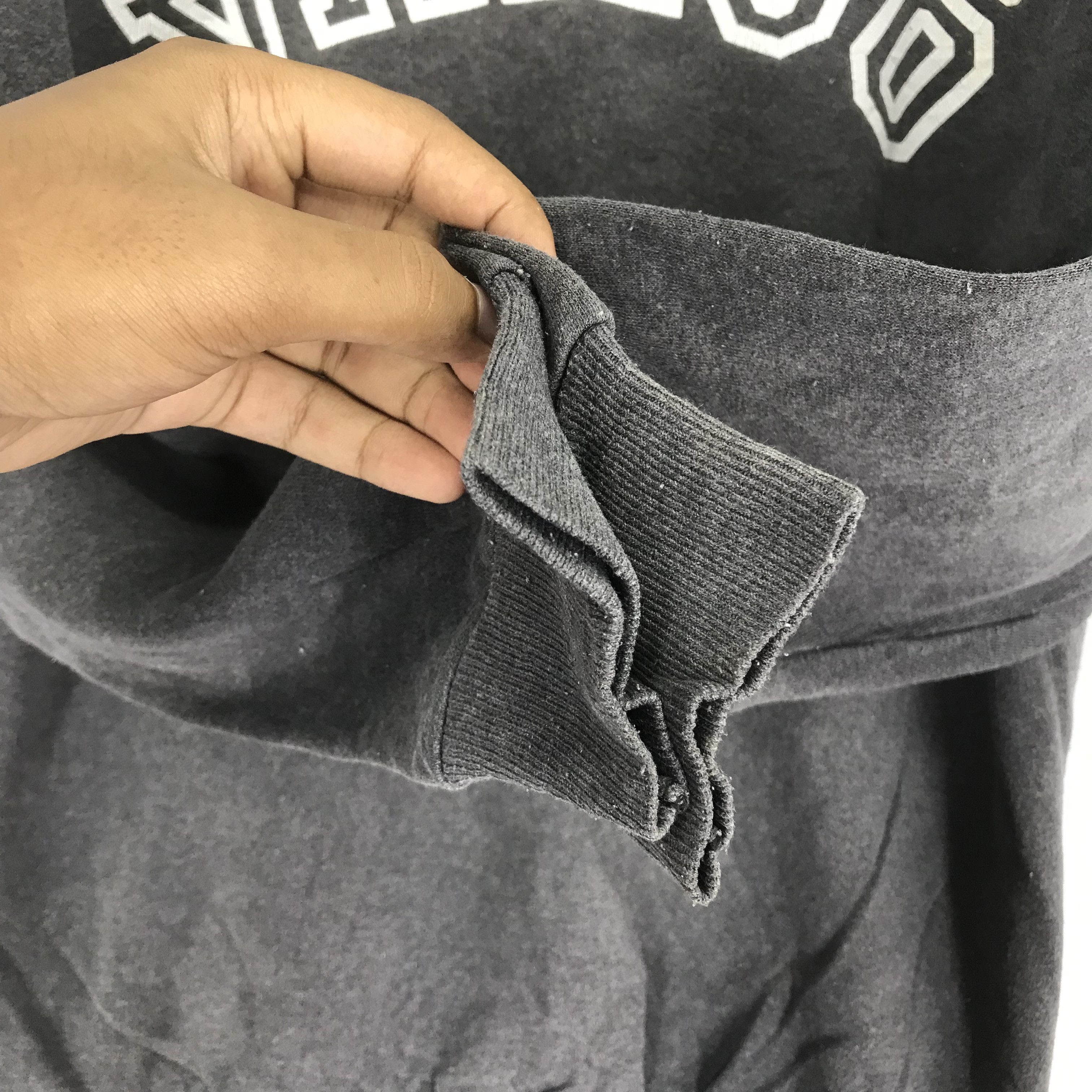 Hanes Vintage Vaxjo University College Logo Sweater Size US M / EU 48-50 / 2 - 6 Thumbnail