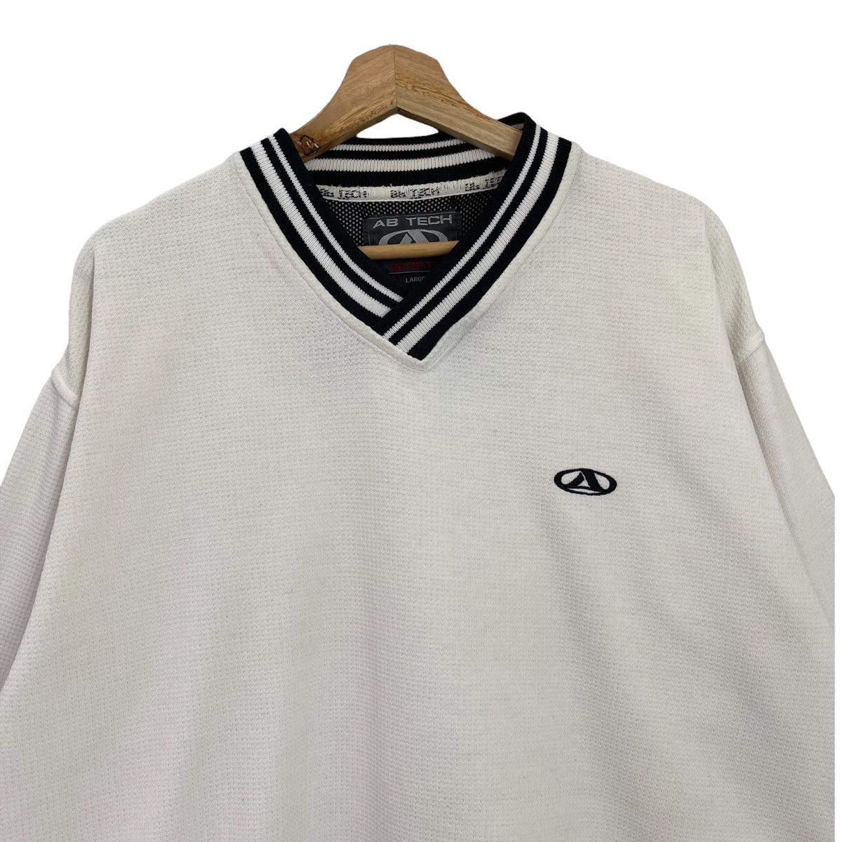 Vintage Vintage Ab-Tech Small Logo Embroidered Pullover Crewneck Size US L / EU 52-54 / 3 - 4 Thumbnail