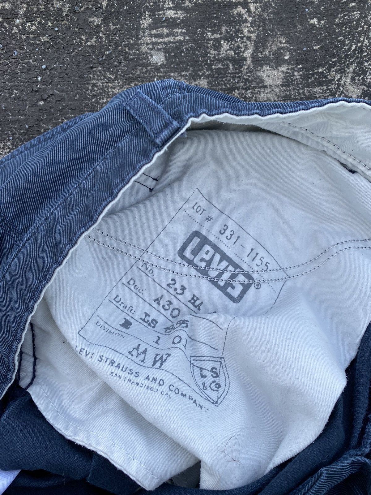 Vintage Levi’s Cargo Tactical Work Pants Pockets White Tab