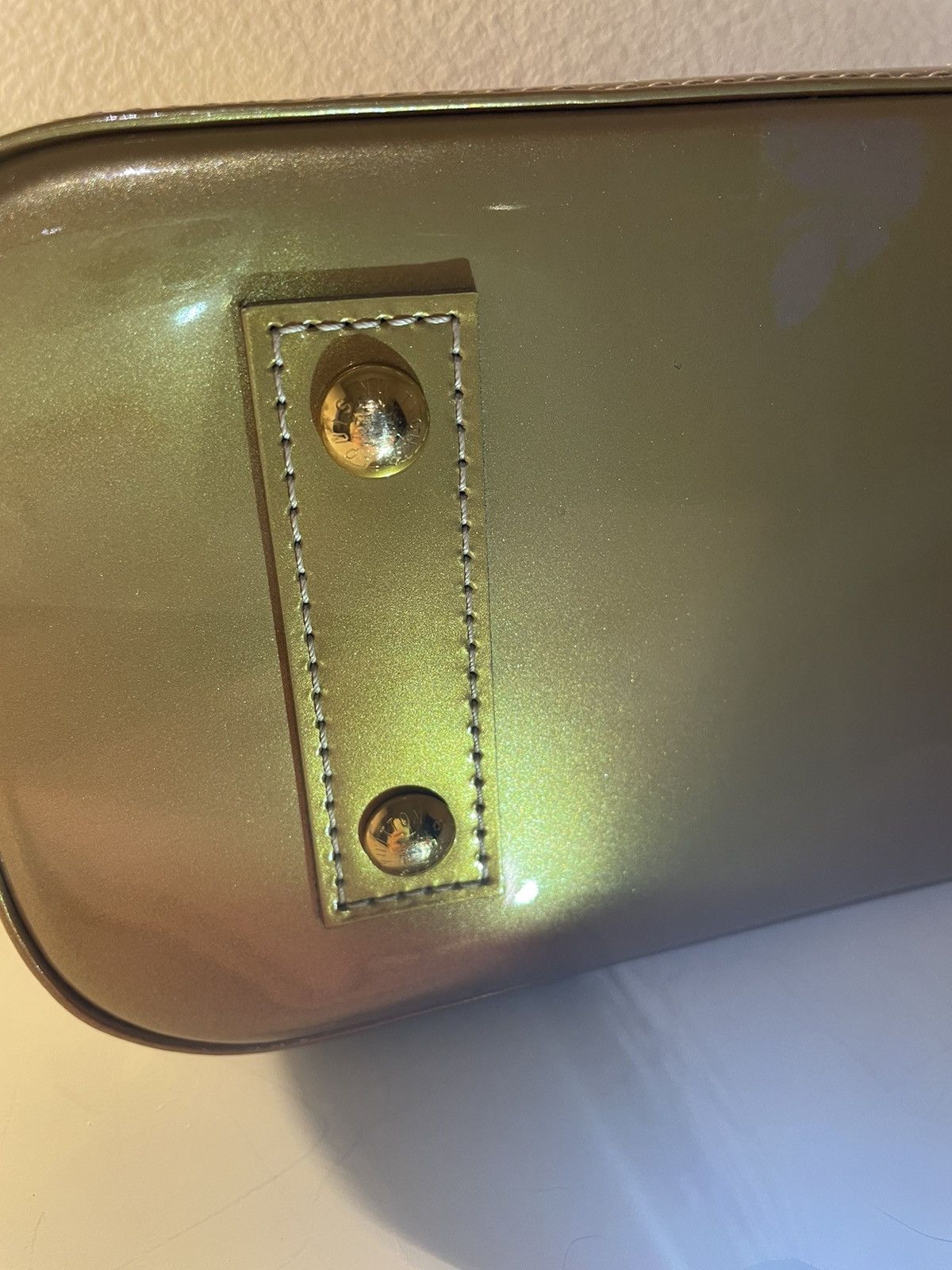 Louis Vuitton LOUIS VUITTON Alma Monogram Vernis Handbag Size ONE SIZE - 13 Thumbnail