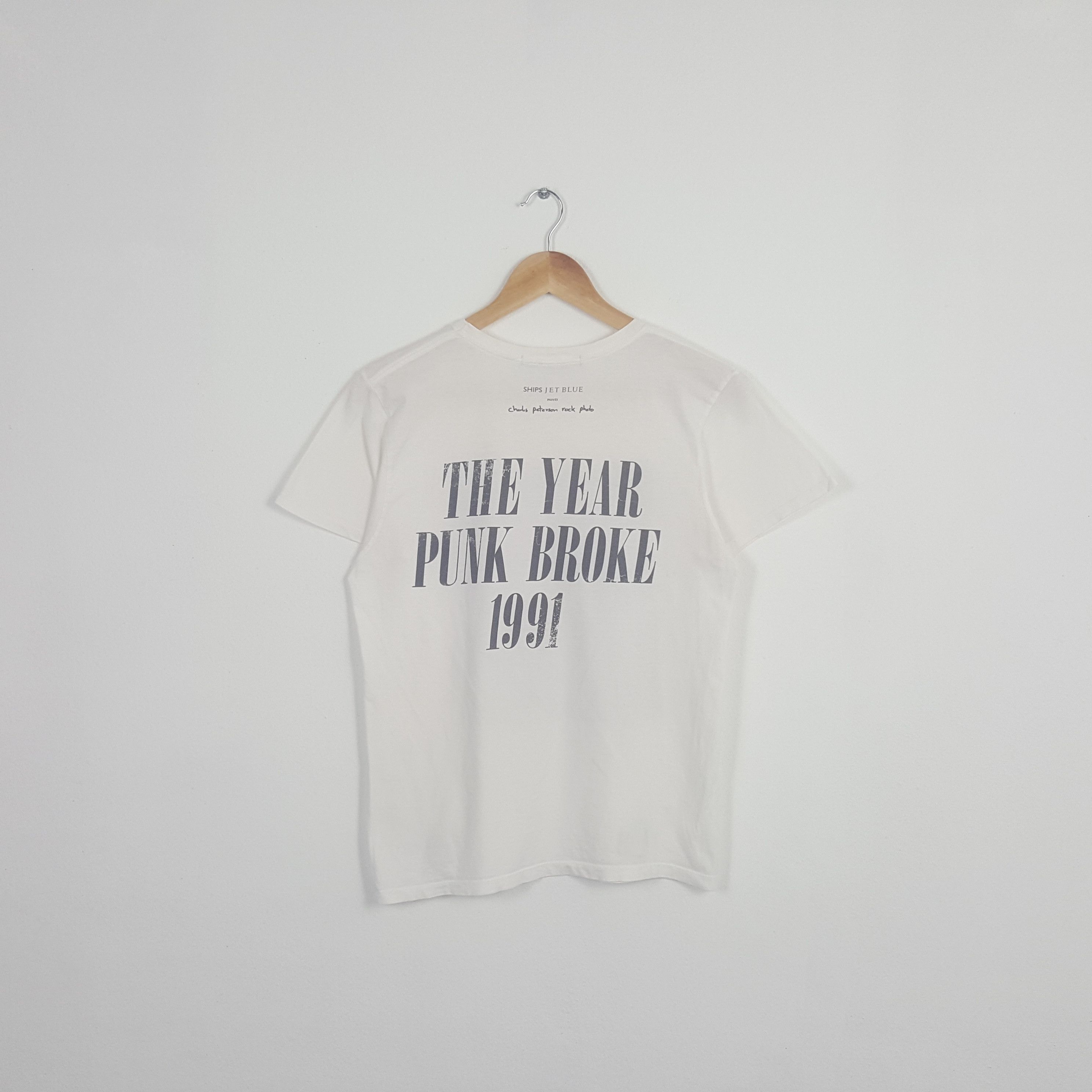 Band Tees Vintage Kurt Cobain Museum Neu Tee (RARE) Size US S / EU 44-46 / 1 - 2 Thumbnail