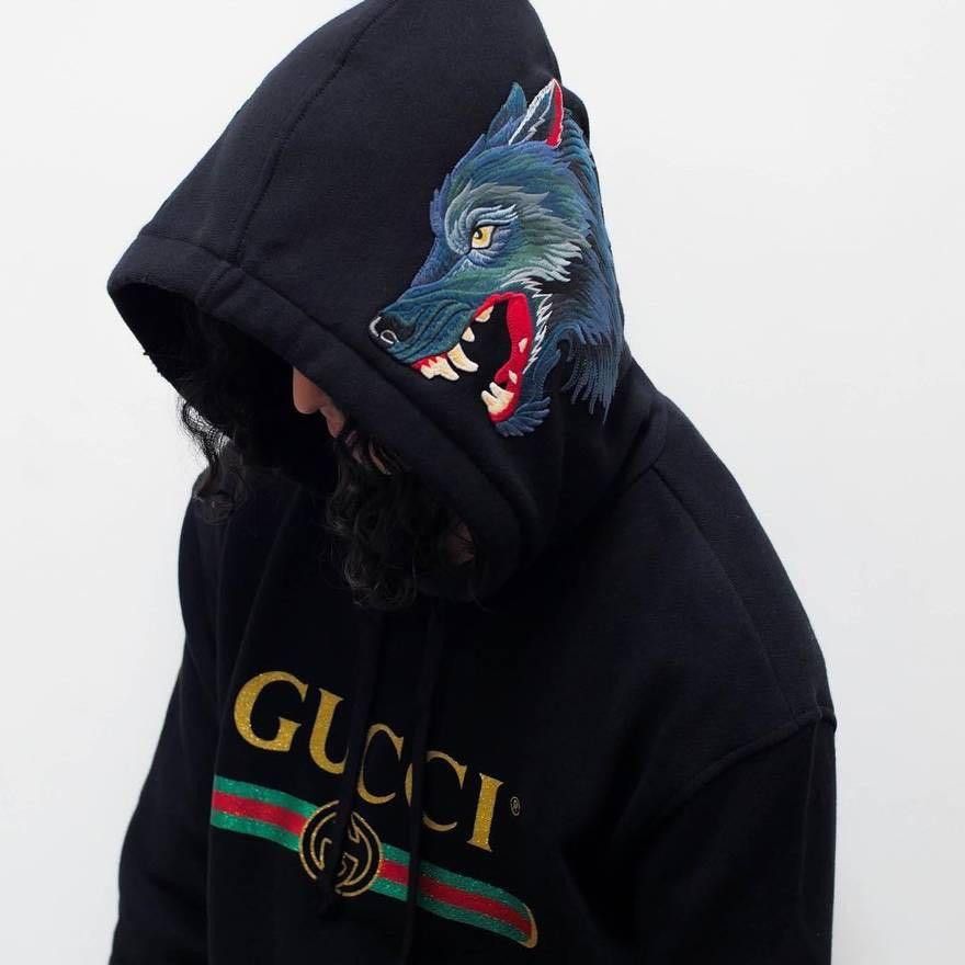 Wolf embroidered hoodie |