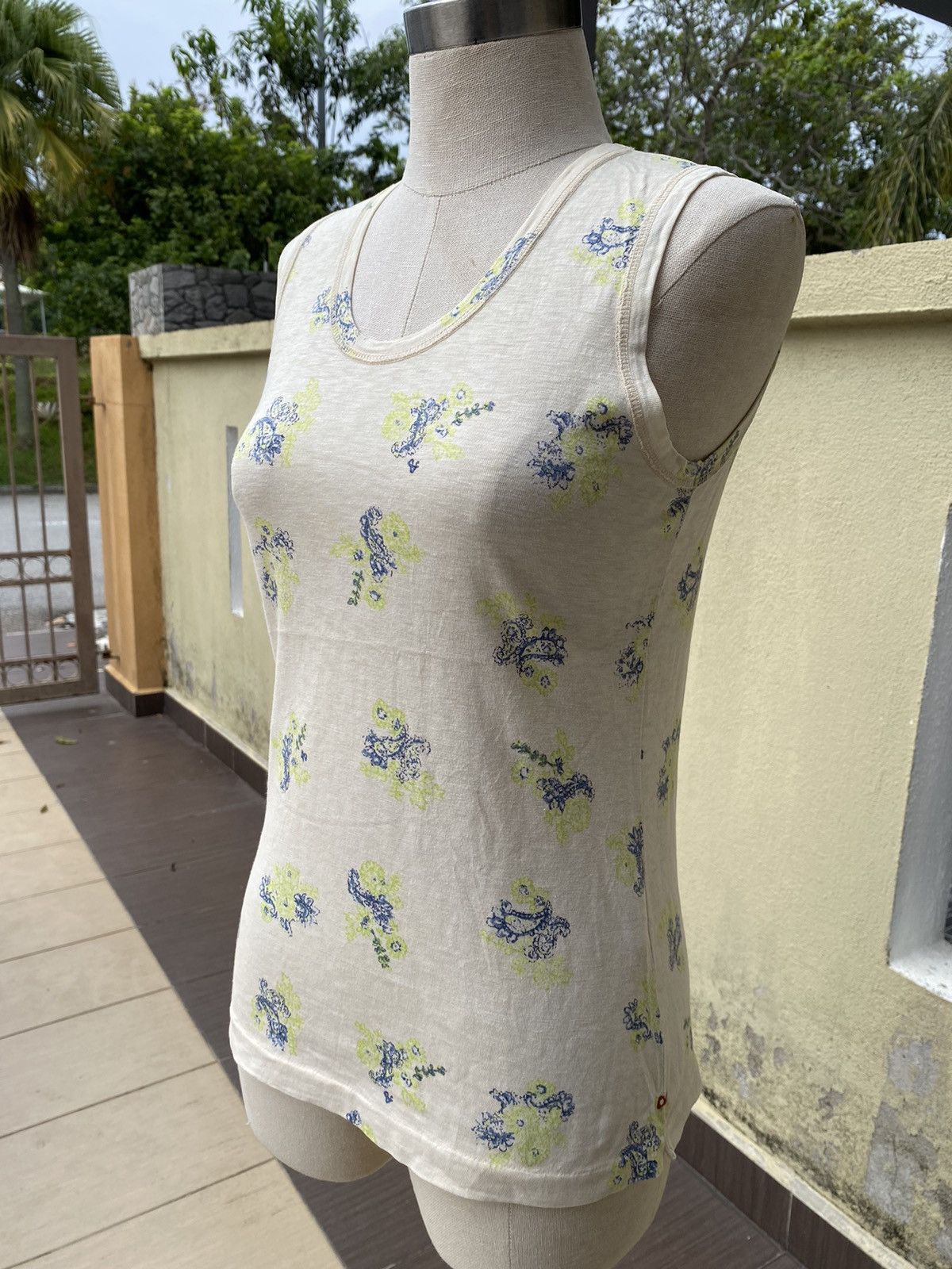 45rpm printed tank Size M / US 6-8 / IT 42-44 - 3 Thumbnail