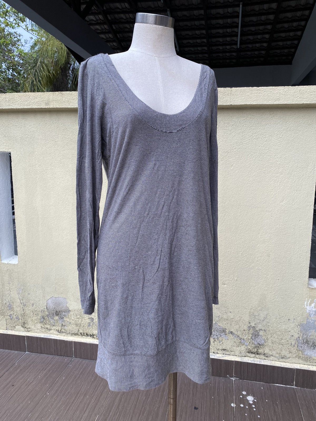 Diesel vintage diesel wide neck Size S / US 4 / IT 40 - 2 Thumbnail