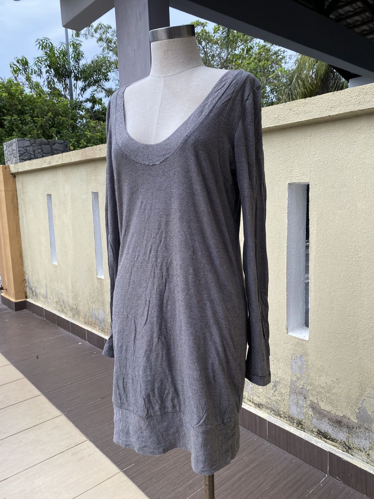 Diesel vintage diesel wide neck Size S / US 4 / IT 40 - 3 Thumbnail