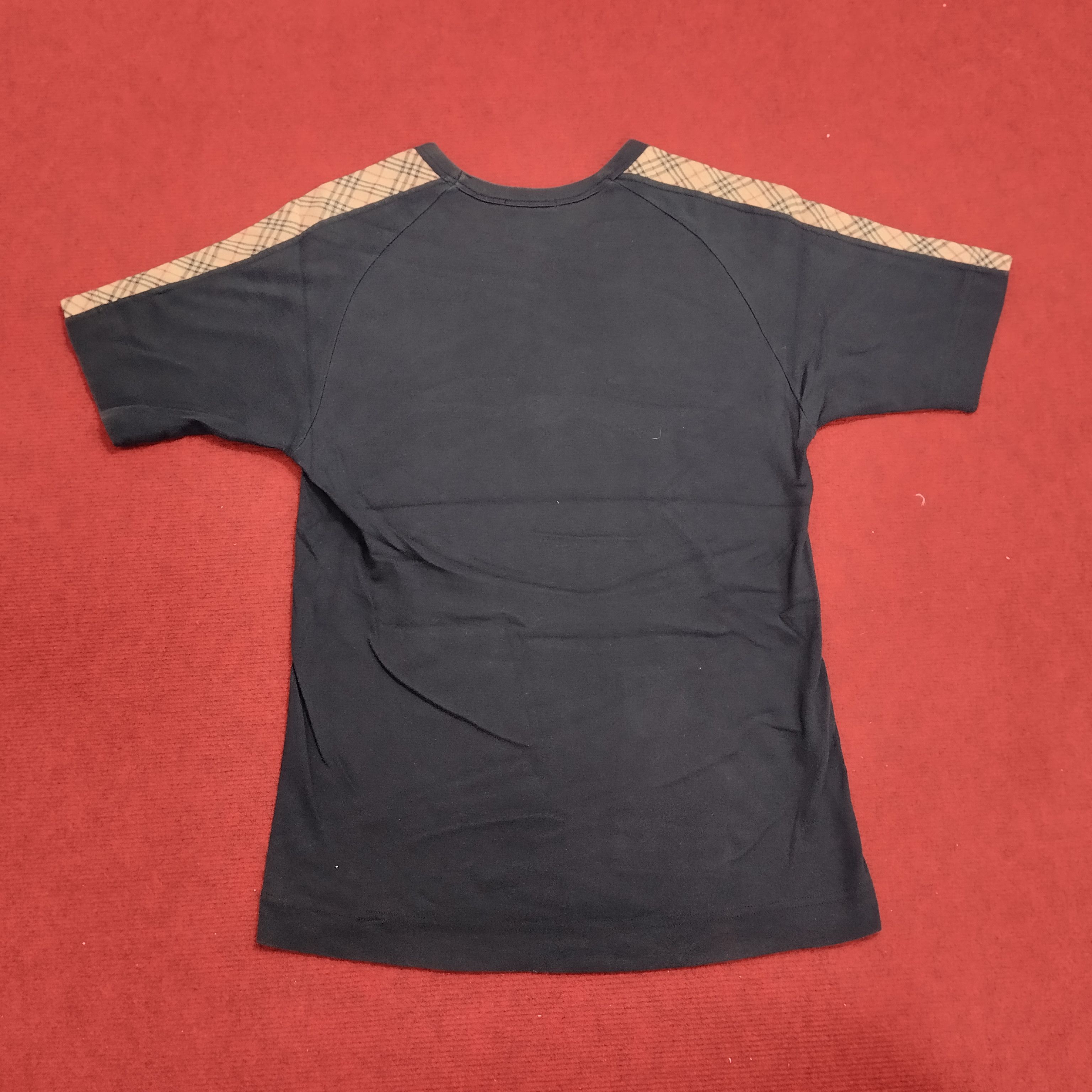 Burberry × Vintage Burberry London Nova Check Shoulder Style Vintage Tshirt Size US M / EU 48-50 / 2 - 2 Thumbnail