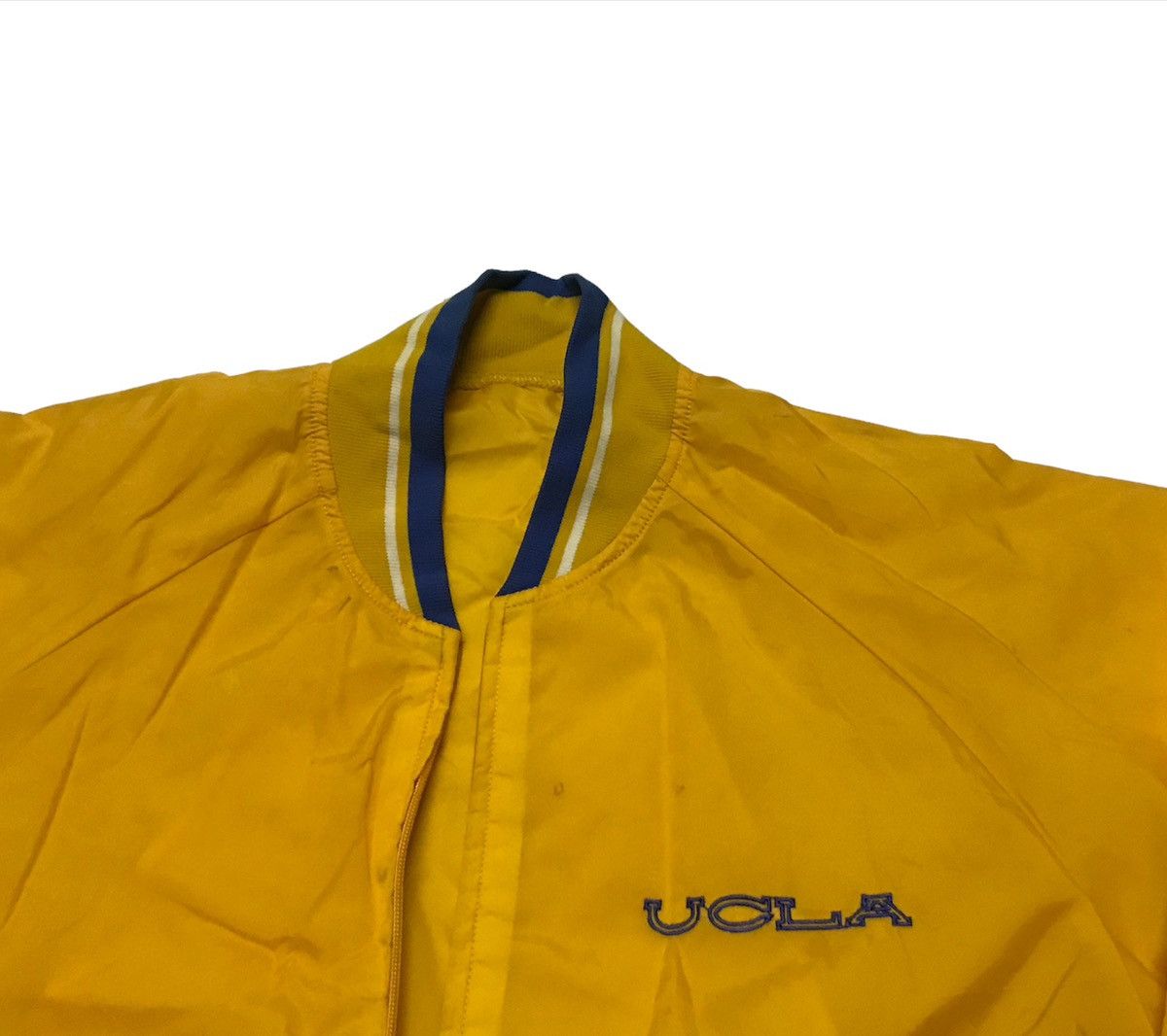 Vintage Vintage UCLA nylon jacket Size US L / EU 52-54 / 3 - 2 Thumbnail