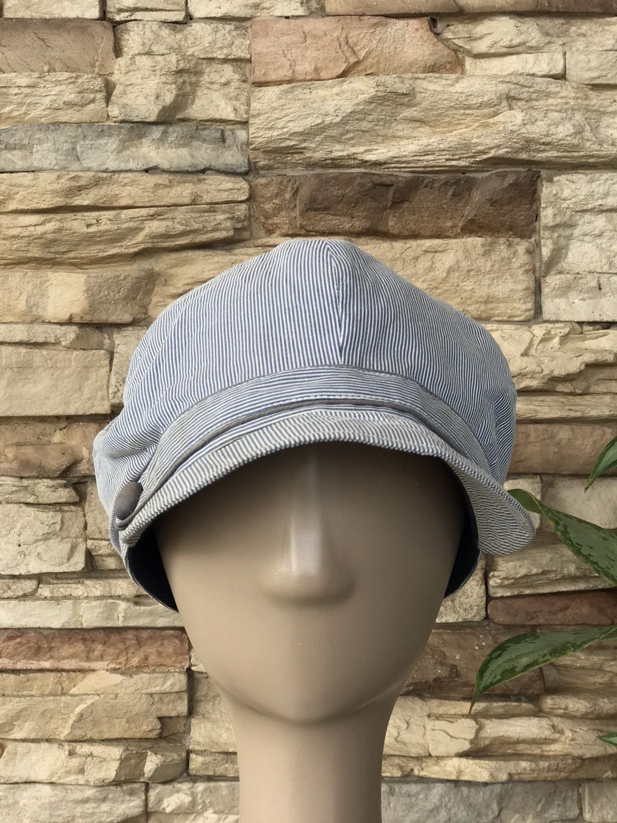 Uniqlo Uniqlo Stripes Hat Size ONE SIZE - 1 Thumbnail