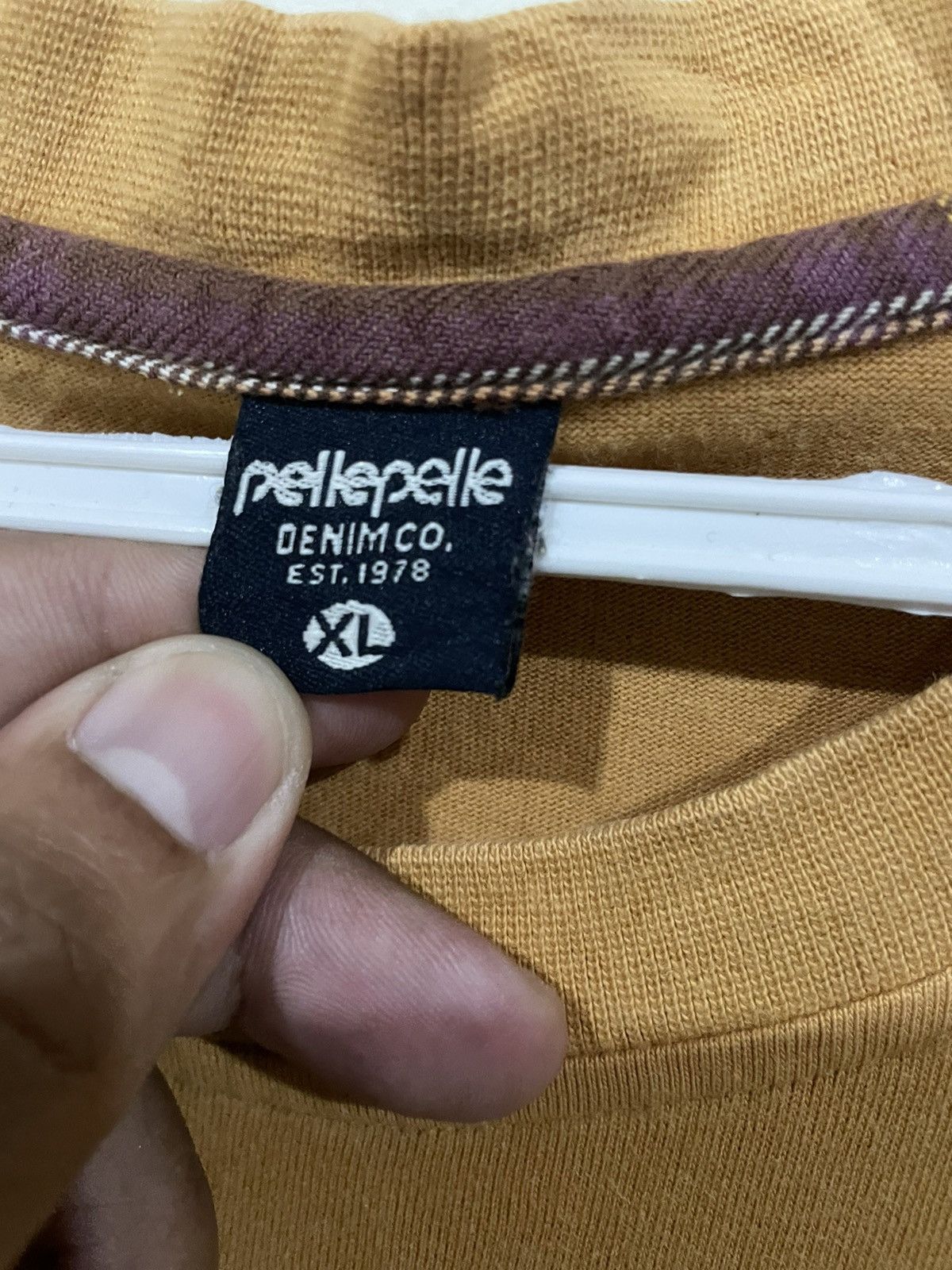 Marc Buchanan × Pelle Pelle Vintage Pelle Pelle Marc Buchanan Spellout Big Logo Shirts Size US XL / EU 56 / 4 - 8 Thumbnail