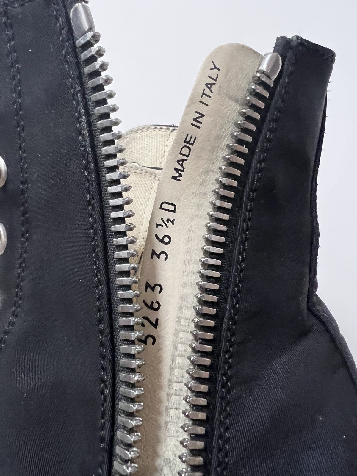 Rick Owens Drkshdw Rick owens drkshdw ramones high top sneakers sz36.5 Size US 6.5 / IT 36.5 - 10 Thumbnail