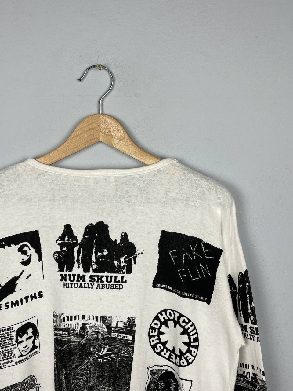 Seditionaries × Vintage Vintage All Over Print Band Sex Pistols The Smith Red Hot Size US M / EU 48-50 / 2 - 8 Thumbnail