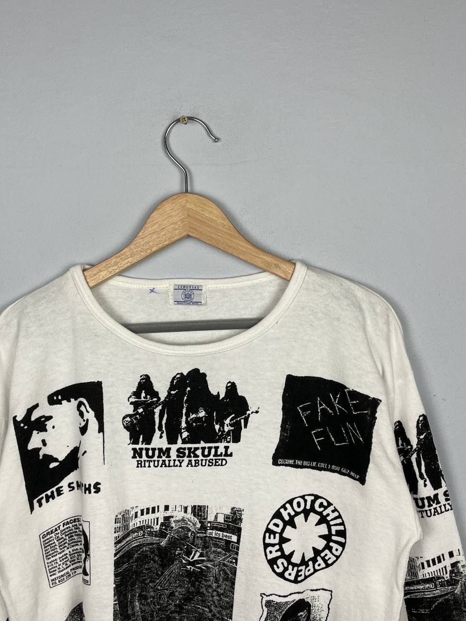 Seditionaries × Vintage Vintage All Over Print Band Sex Pistols The Smith Red Hot Size US M / EU 48-50 / 2 - 3 Thumbnail