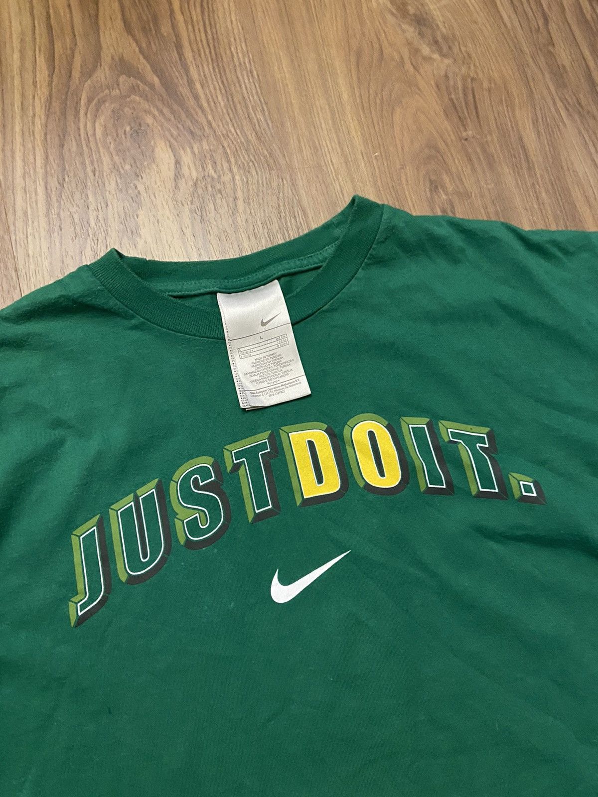 Nike Nike Hype 🔥 Vintage Y2K Drill Style T-shirt Centr Logo Size US L / EU 52-54 / 3 - 2 Thumbnail