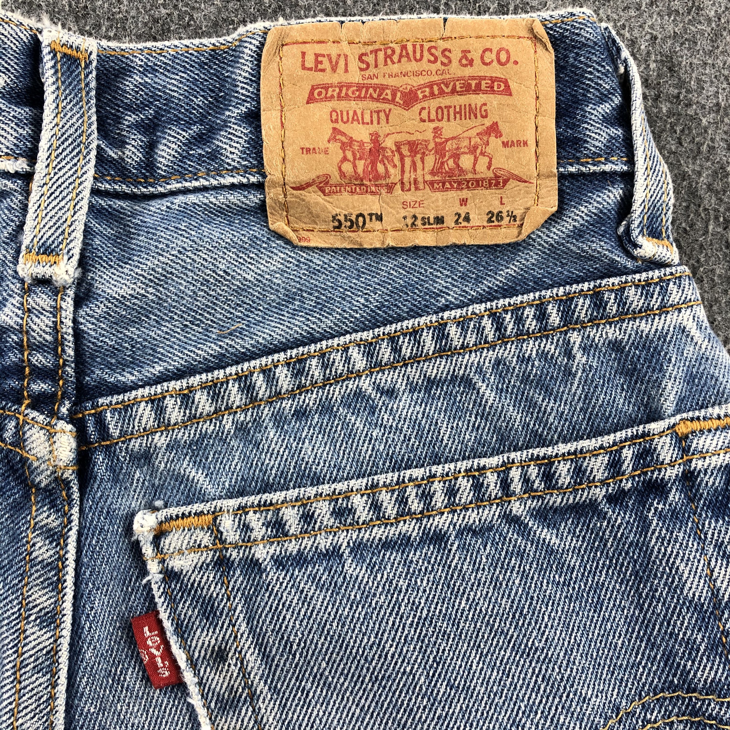 Levi's W24 Vintage Levis 550 Jeans Faded Blue Denim 24 x 25 -J960 Size US 26 / EU 42 - 6 Thumbnail