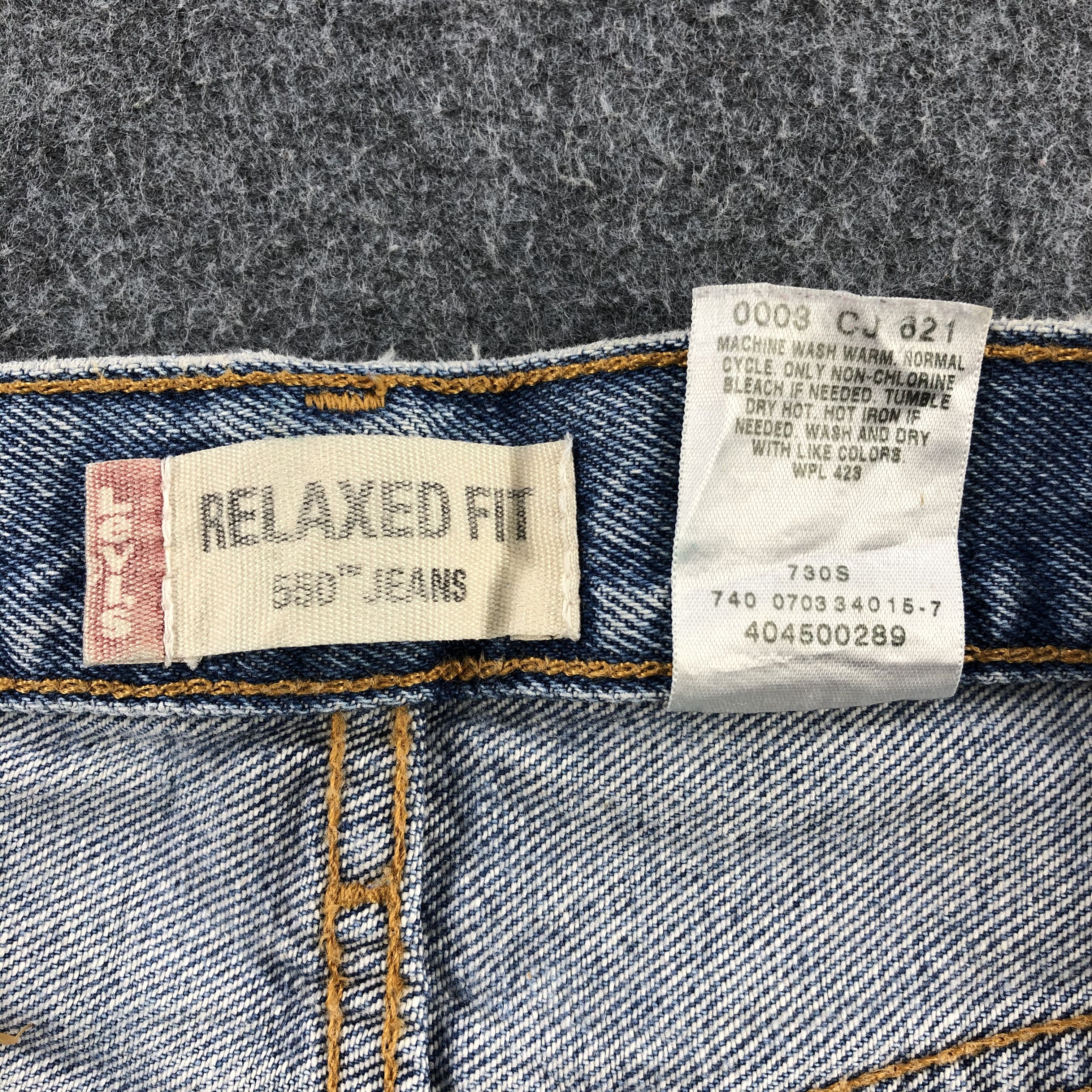Levi's W24 Vintage Levis 550 Jeans Faded Blue Denim 24 x 25 -J960 Size US 26 / EU 42 - 10 Thumbnail