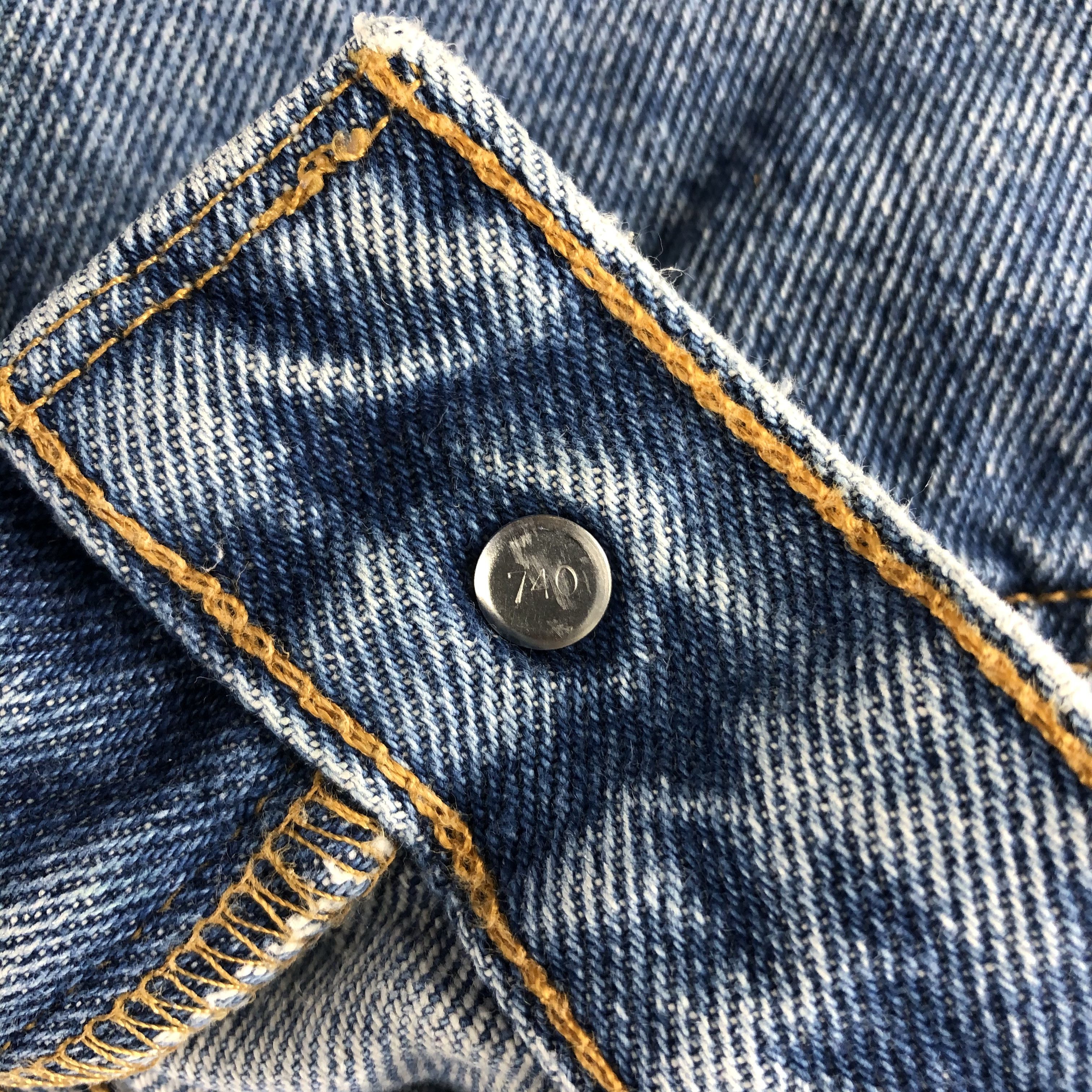 Levi's W24 Vintage Levis 550 Jeans Faded Blue Denim 24 x 25 -J960 Size US 26 / EU 42 - 9 Thumbnail