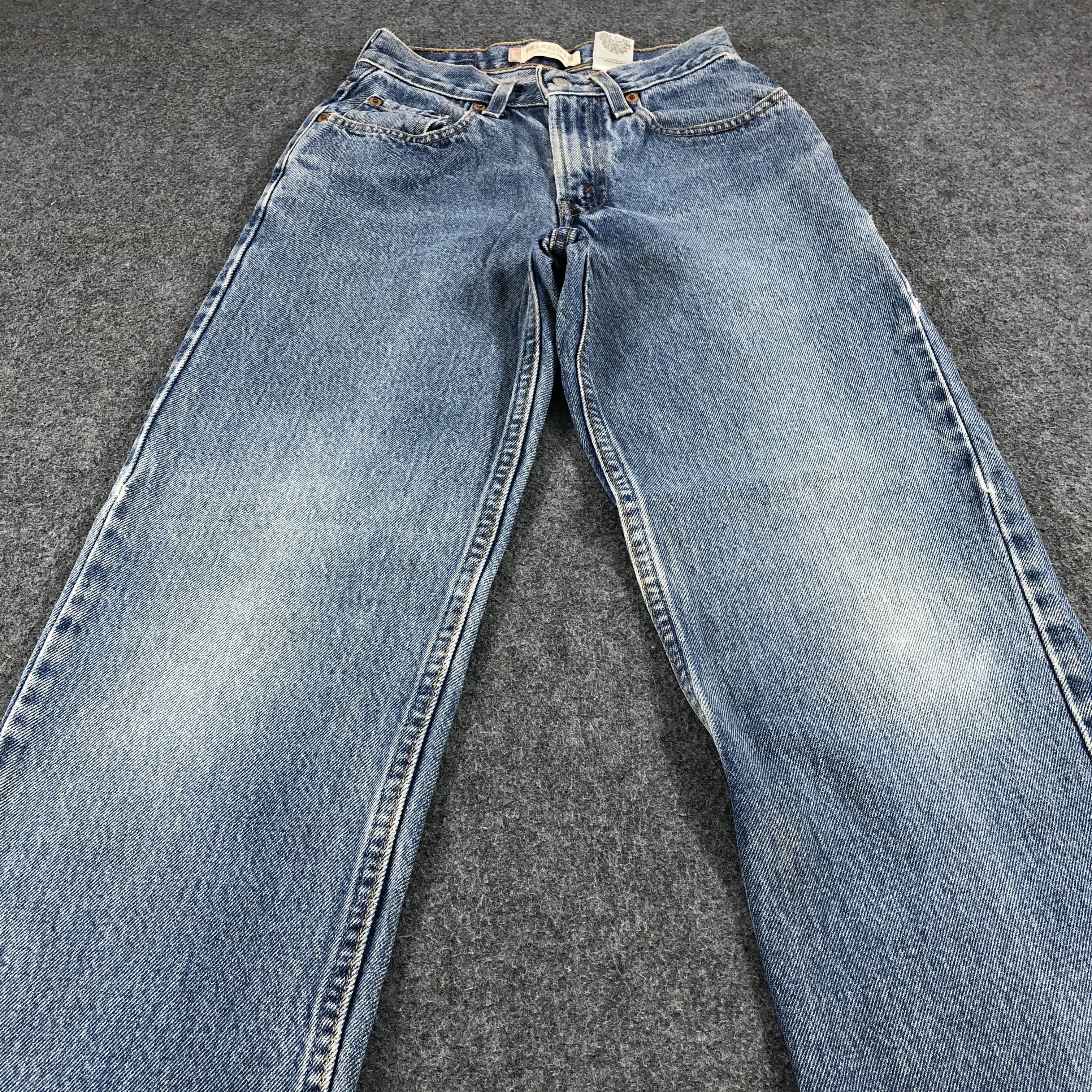 Levi's W24 Vintage Levis 550 Jeans Faded Blue Denim 24 x 25 -J960 Size US 26 / EU 42 - 3 Thumbnail