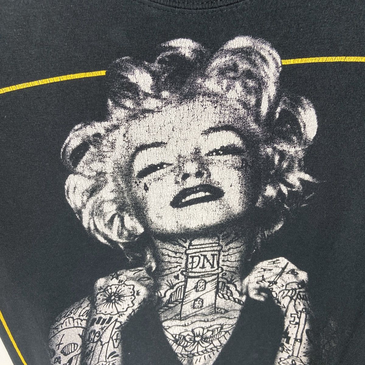 Band Tees Vintage 00s Deez Nuts Marilyn Monroe tee Hardcore rock y2k Size US M / EU 48-50 / 2 - 4 Thumbnail