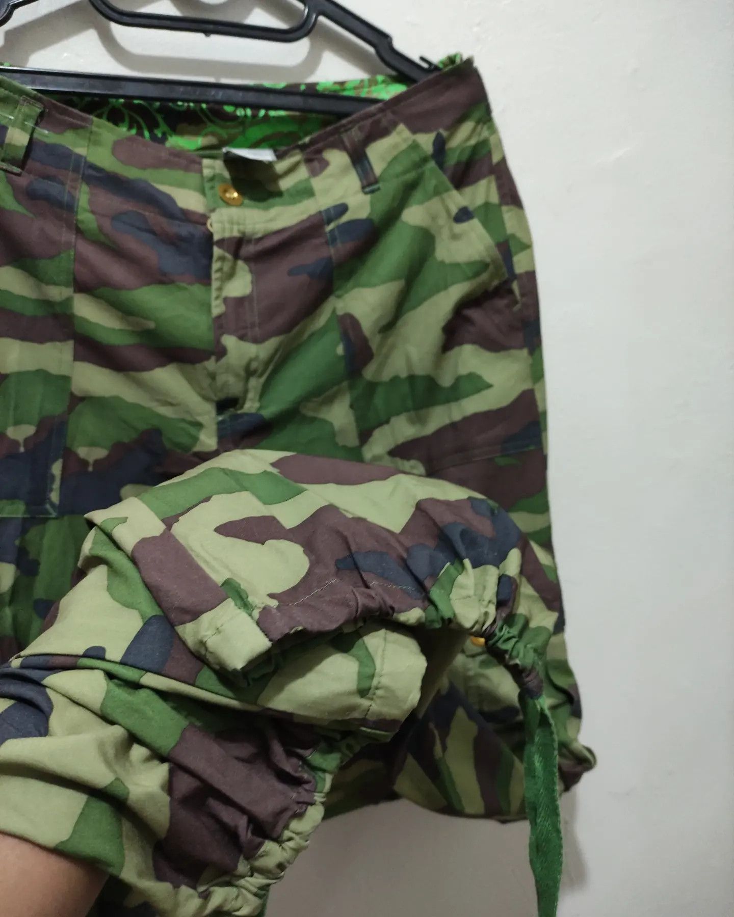 Nike Nike dry-fit camo pants polyester and spandex Training Size US 34 / EU 50 - 4 Thumbnail