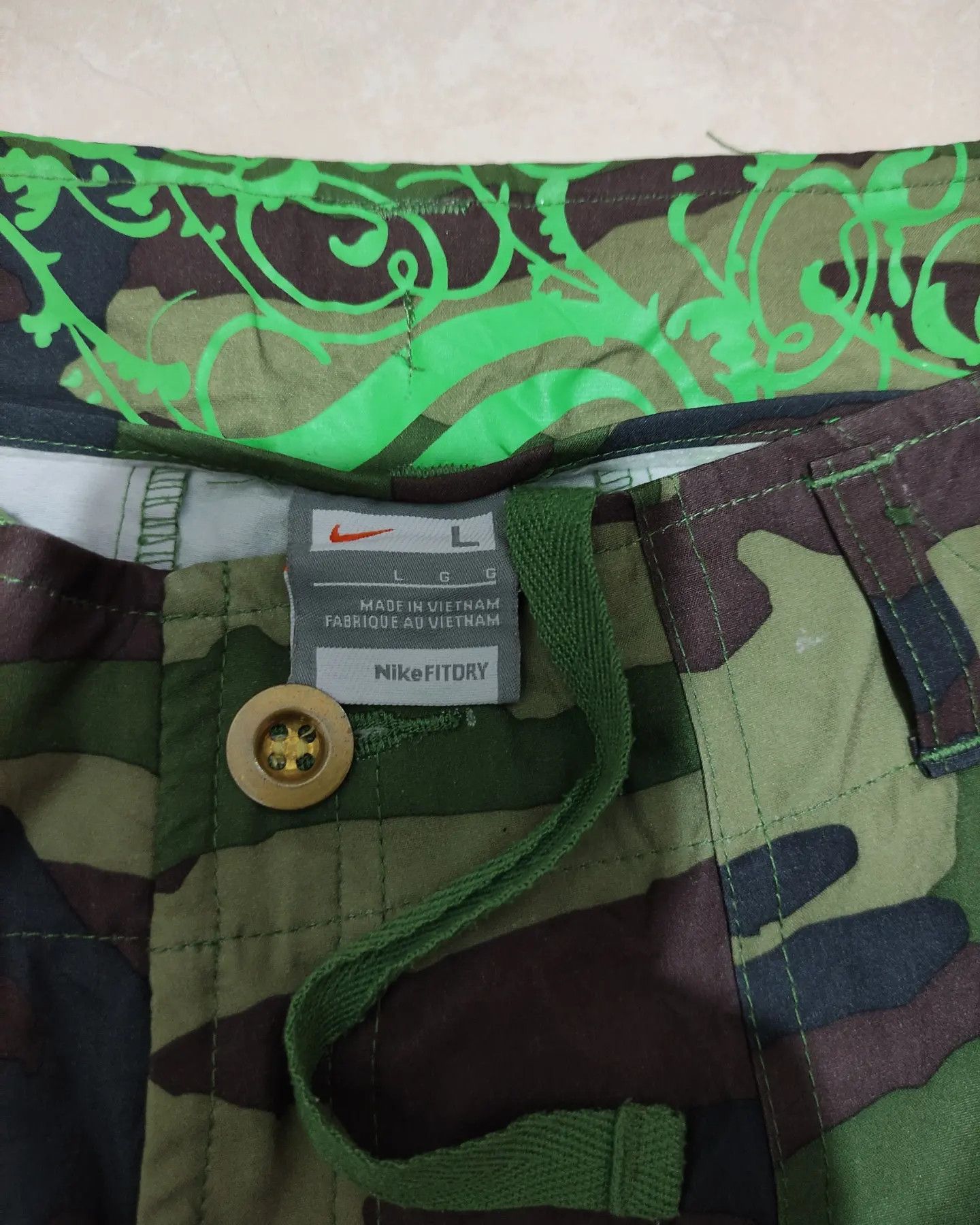 Nike Nike dry-fit camo pants polyester and spandex Training Size US 34 / EU 50 - 10 Thumbnail