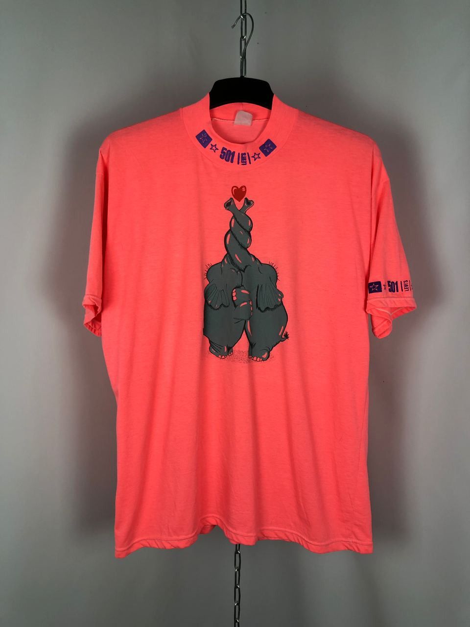 Levi's Levi’s vintage T-shirts big logo pink size XL Size US XL / EU 56 / 4 - 1 Thumbnail
