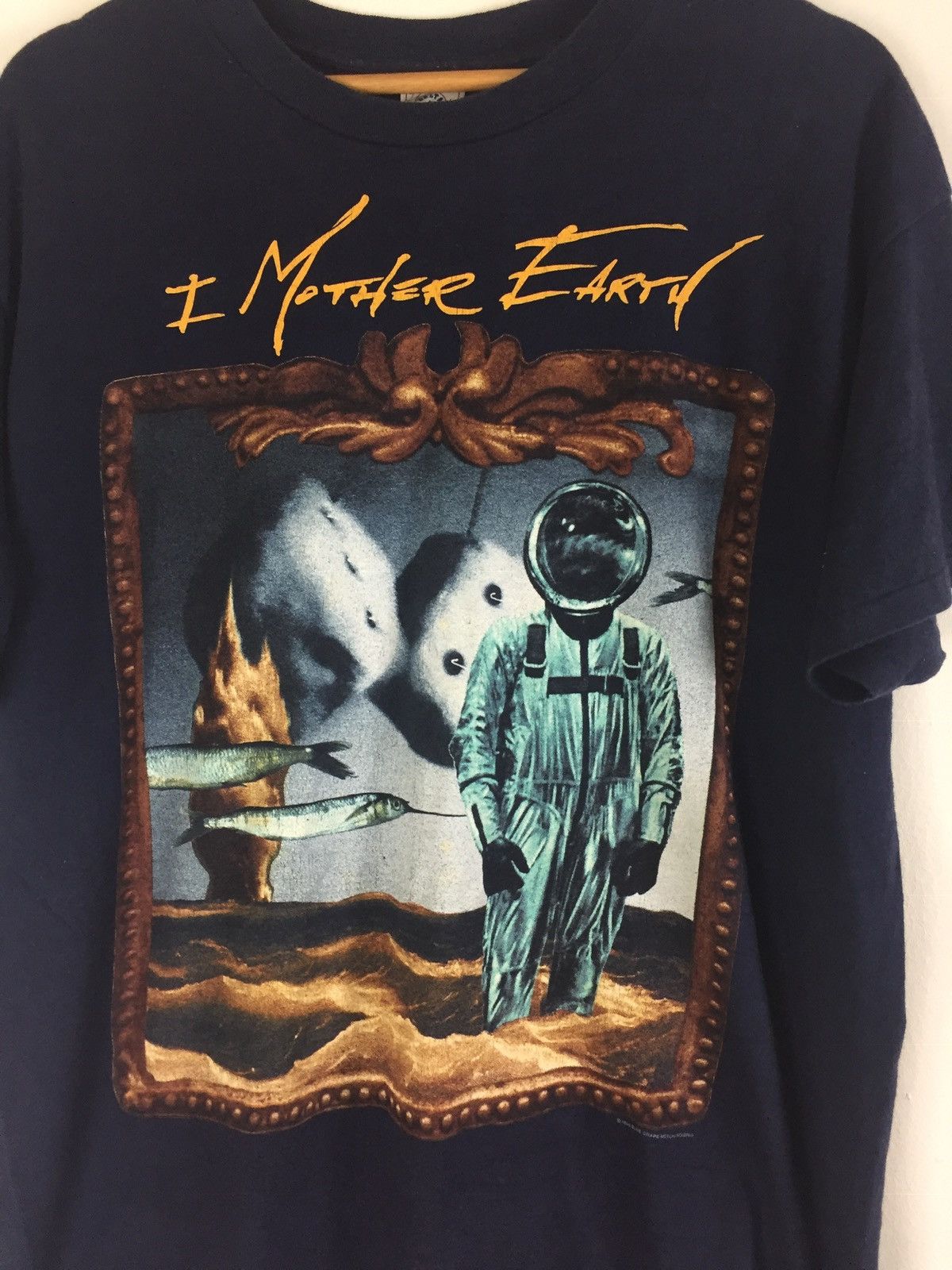Vintage 90s I mother earth rock band tee