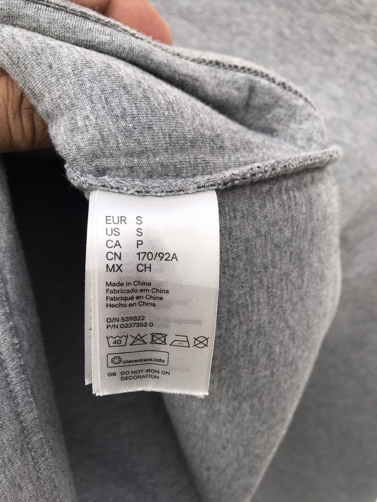 Alexander Wang × H&M Alexander Wang Collabe H&M Spellout Sweatshirt Size US S / EU 44-46 / 1 - 8 Thumbnail