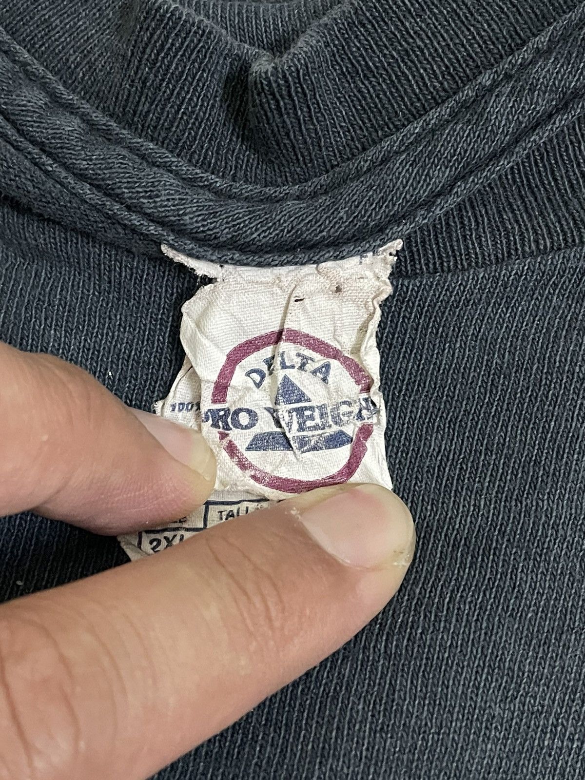 Vintage Vintage Y2K Sun Faded The Eagles Lightning American Flag Size US XXL / EU 58 / 5 - 7 Thumbnail