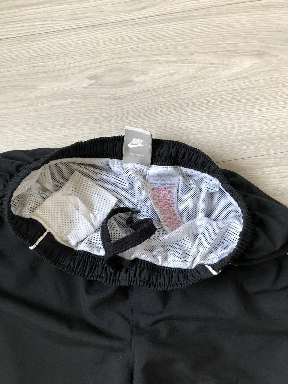 Nike Vintage Nike Shorts Size US 32 / EU 48 - 4 Thumbnail