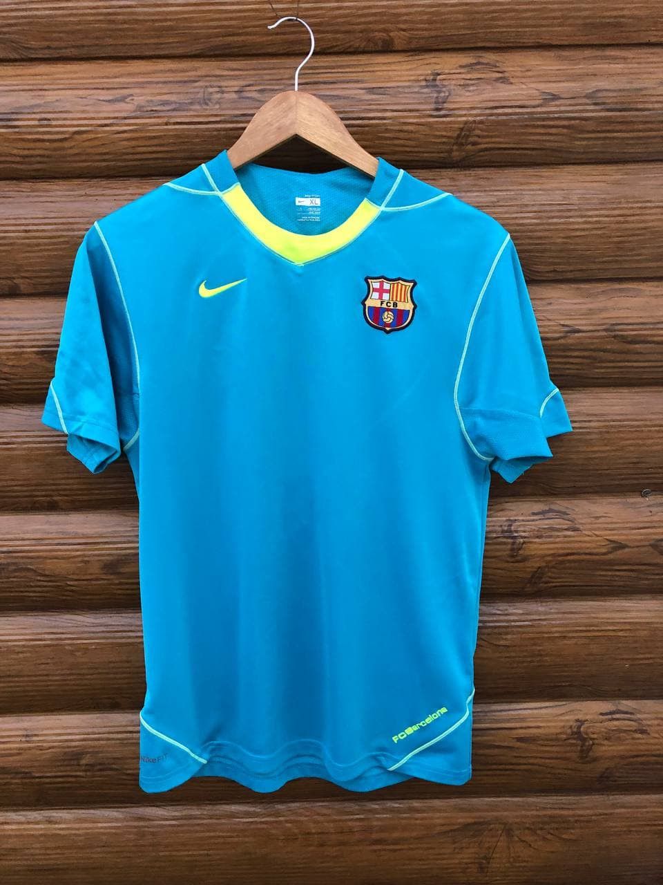 Nike FC Barcelona NIKE Football Shirt Soccer Jersey Kids Size US S / EU 44-46 / 1 - 1 Thumbnail