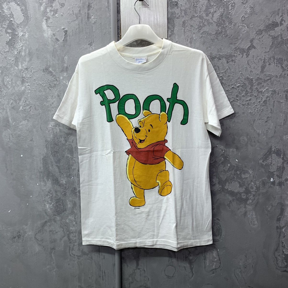 Vintage Vintage Pooh Big Logo Crewneck Tee Size US M / EU 48-50 / 2 - 2 Thumbnail