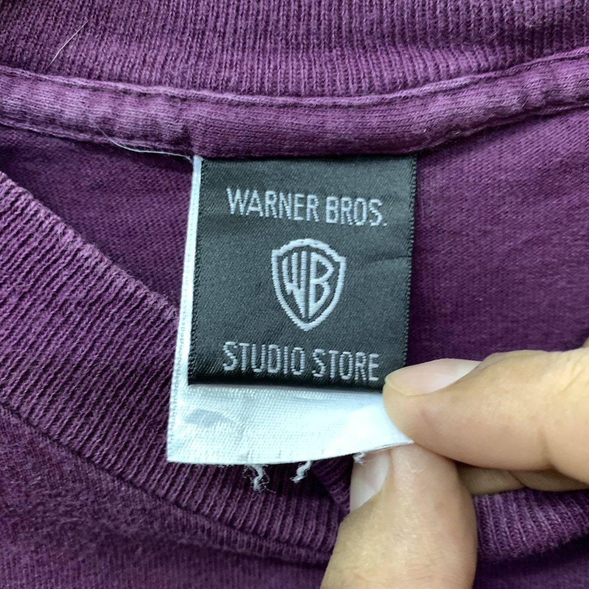 Vintage × Warner Bros Vintage 90s Warner Bros Tweety Crewneck Tee Size US M / EU 48-50 / 2 - 8 Thumbnail