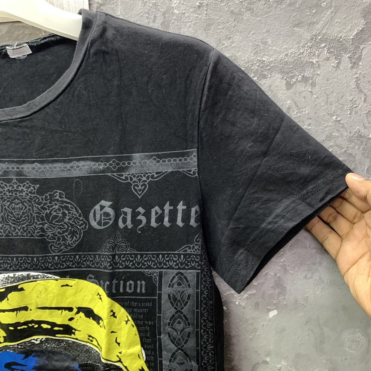 John Galliano × Vintage Vintage john galliano gazette banana Tee Size US M / EU 48-50 / 2 - 8 Thumbnail