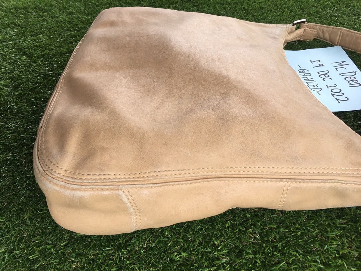 Issey Miyake Rare Vintage Issey Miyake Leather Hobo Bag Size ONE SIZE - 7 Thumbnail
