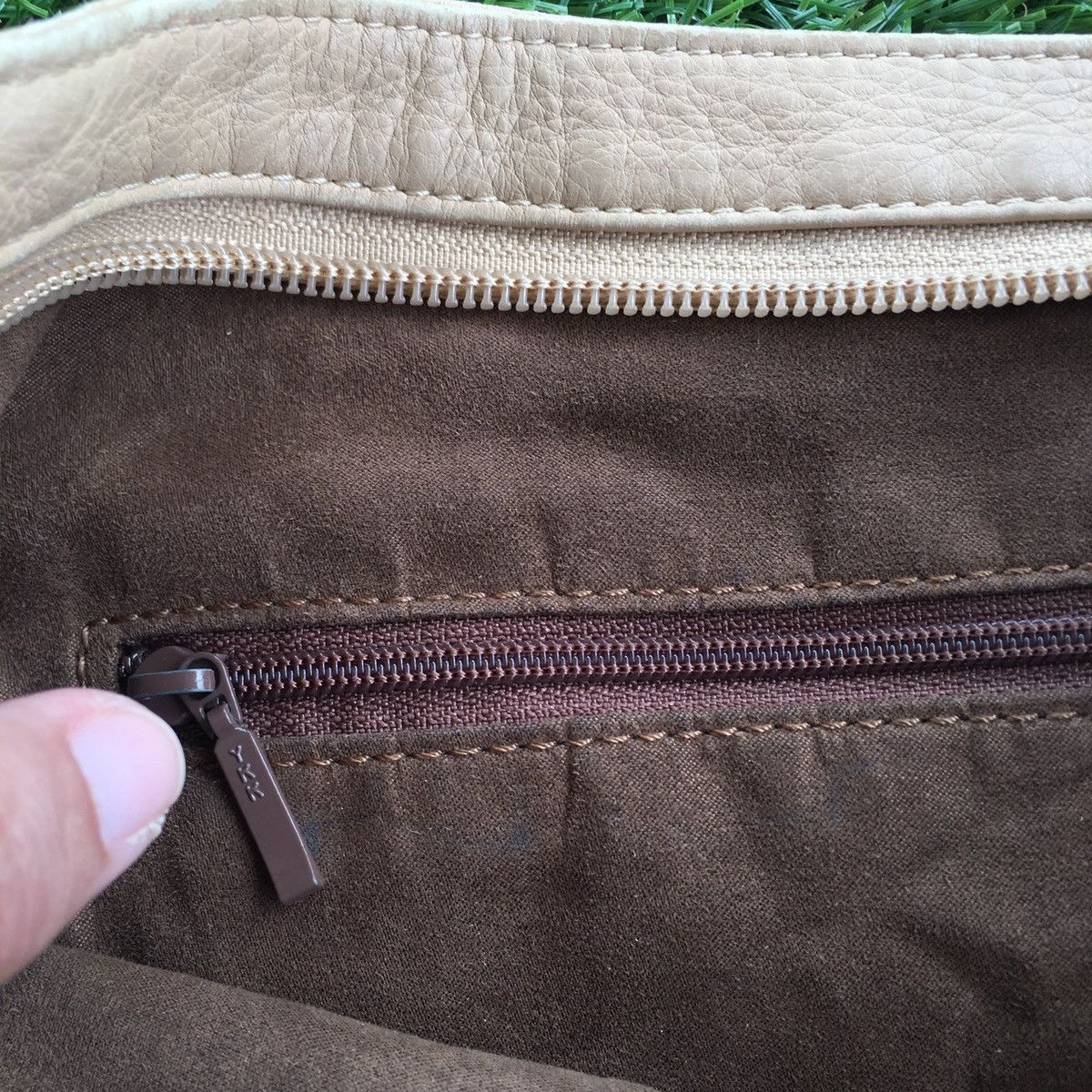Issey Miyake Rare Vintage Issey Miyake Leather Hobo Bag Size ONE SIZE - 21 Thumbnail