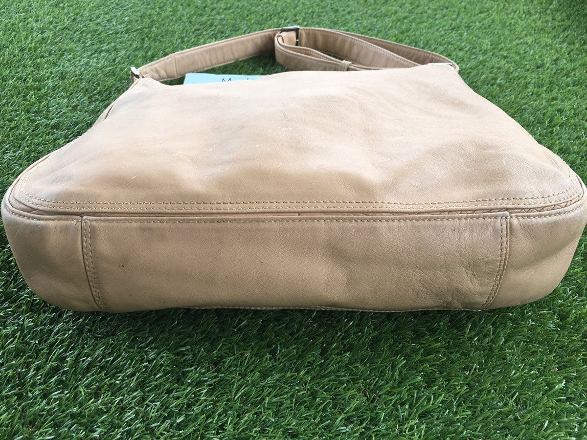 Issey Miyake Rare Vintage Issey Miyake Leather Hobo Bag Size ONE SIZE - 8 Thumbnail