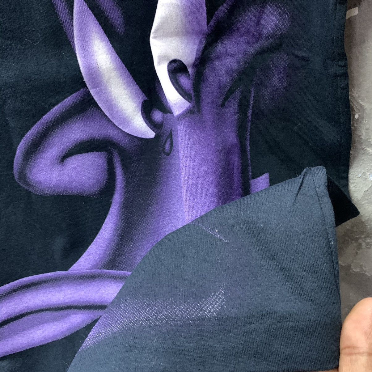 Vintage × Warner Bros Vintage 90s Warner Bros Daffy Crewneck Tee Size US S / EU 44-46 / 1 - 7 Thumbnail