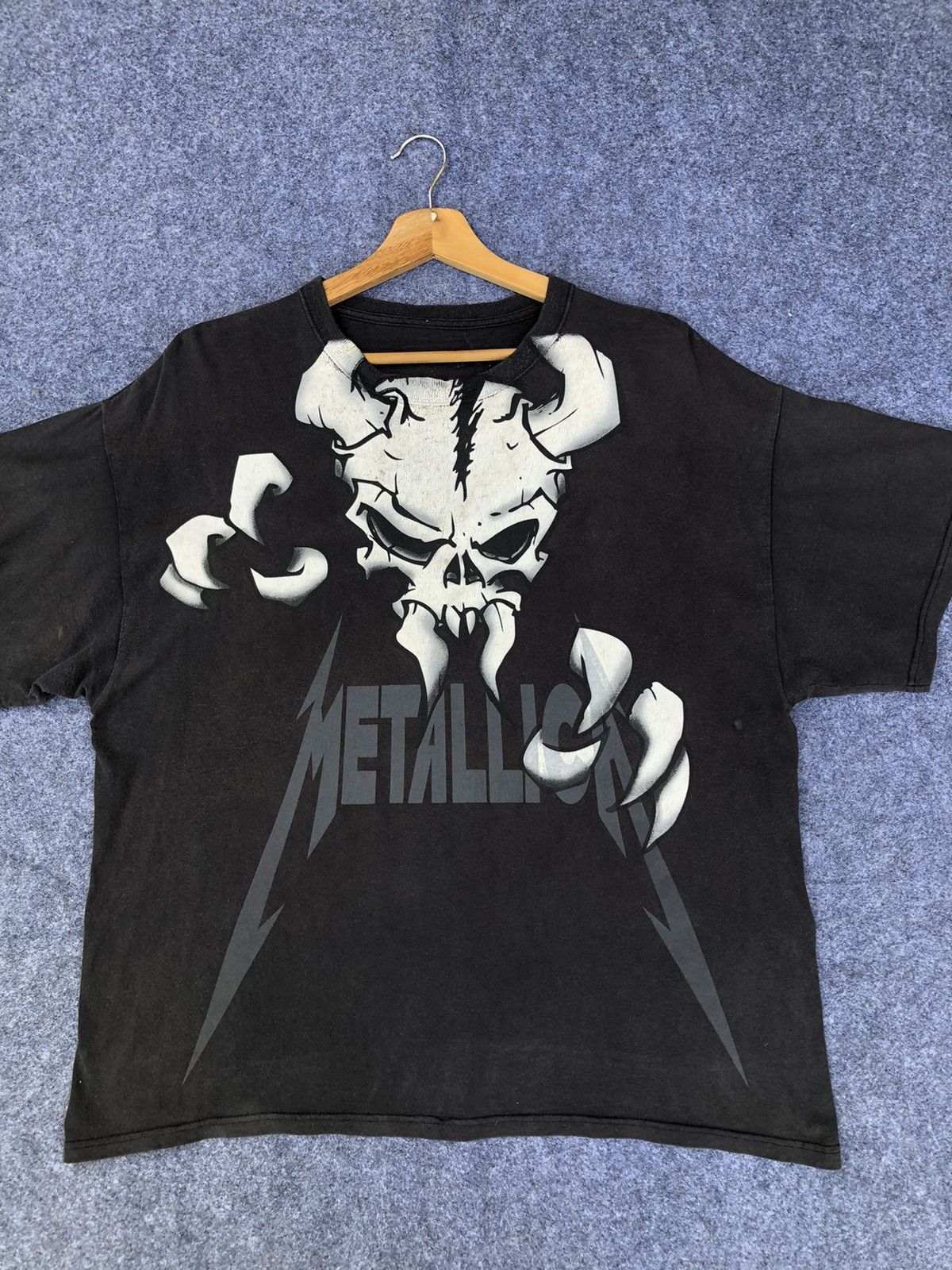 Band Tees Last Drop🔥Rare🔥Vintage 2000 Metallica Band Sun Faded Tee Size US XL / EU 56 / 4 - 7 Thumbnail