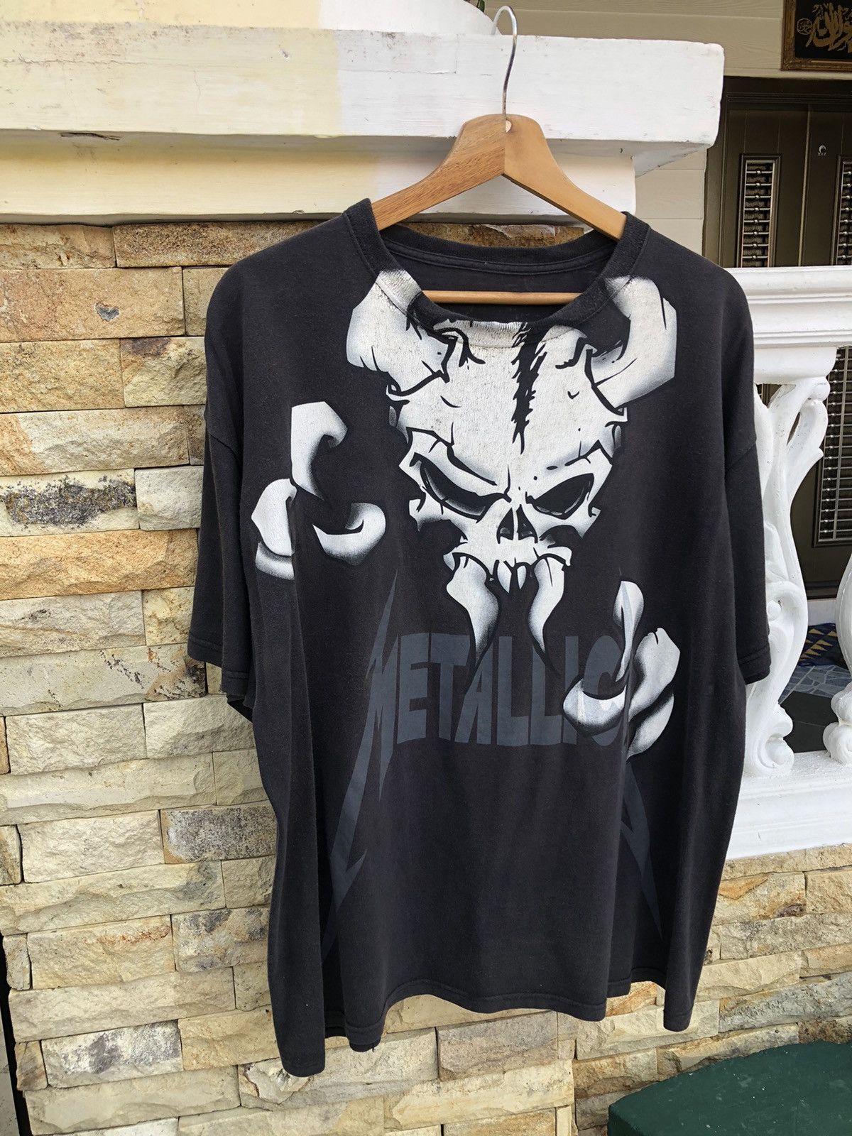 Band Tees Last Drop🔥Rare🔥Vintage 2000 Metallica Band Sun Faded Tee Size US XL / EU 56 / 4 - 2 Thumbnail