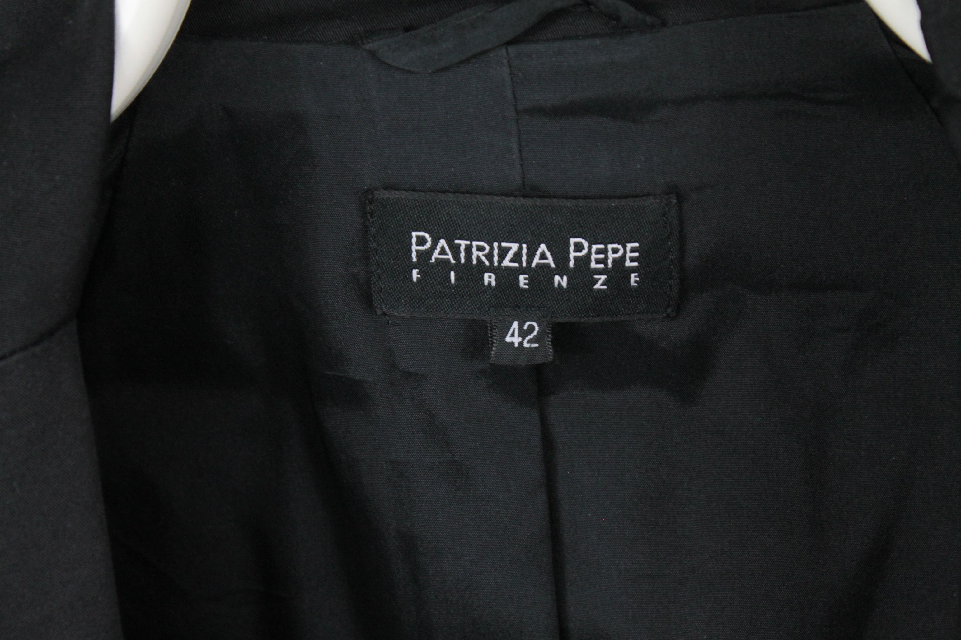 Designer × Patrizia Pepe Patrizia Pepe 3 Button Black Blazer Jacket Women's Size S / US 4 / IT 40 - 4 Thumbnail