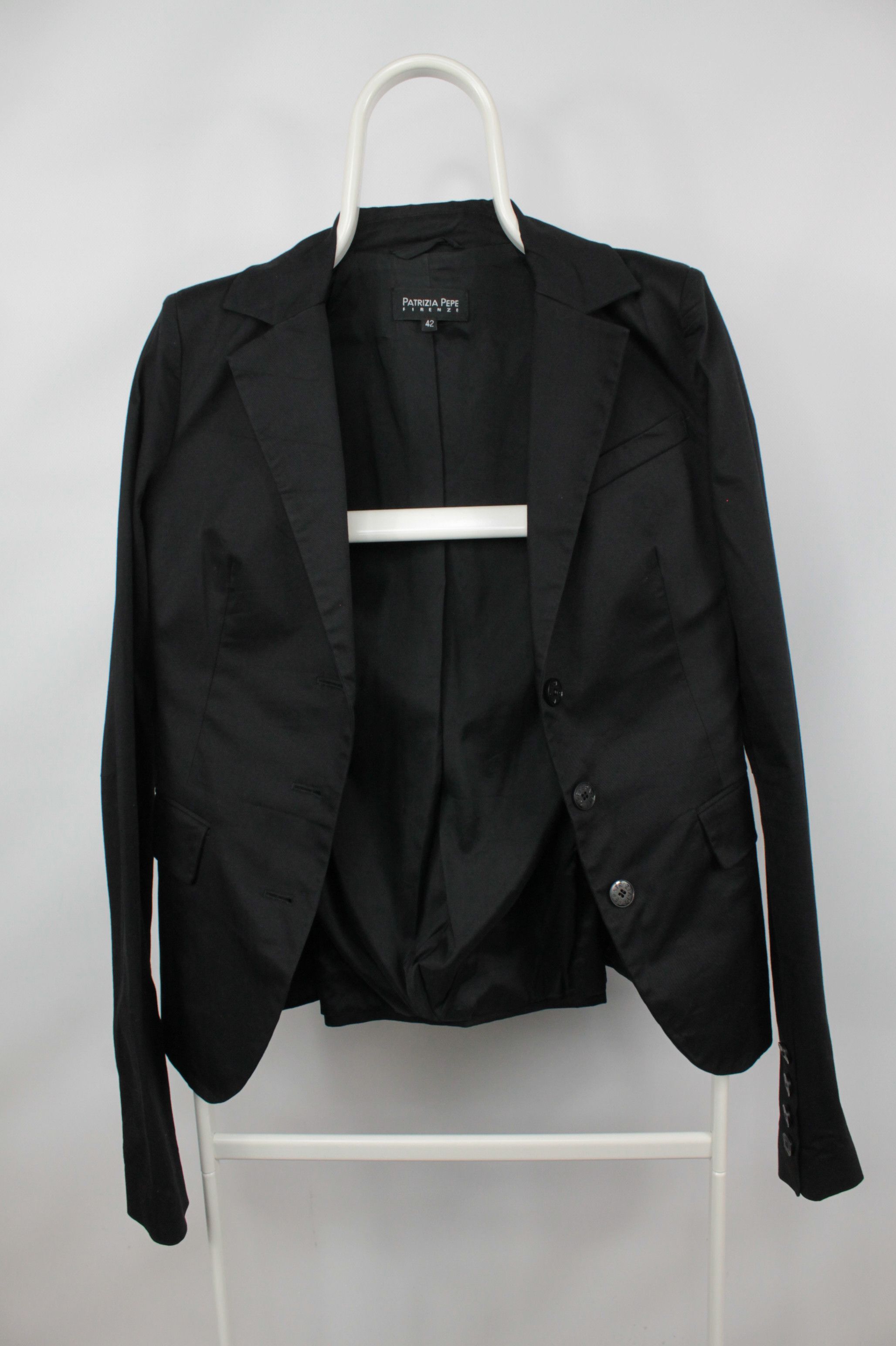 Designer × Patrizia Pepe Patrizia Pepe 3 Button Black Blazer Jacket Women's Size S / US 4 / IT 40 - 2 Thumbnail