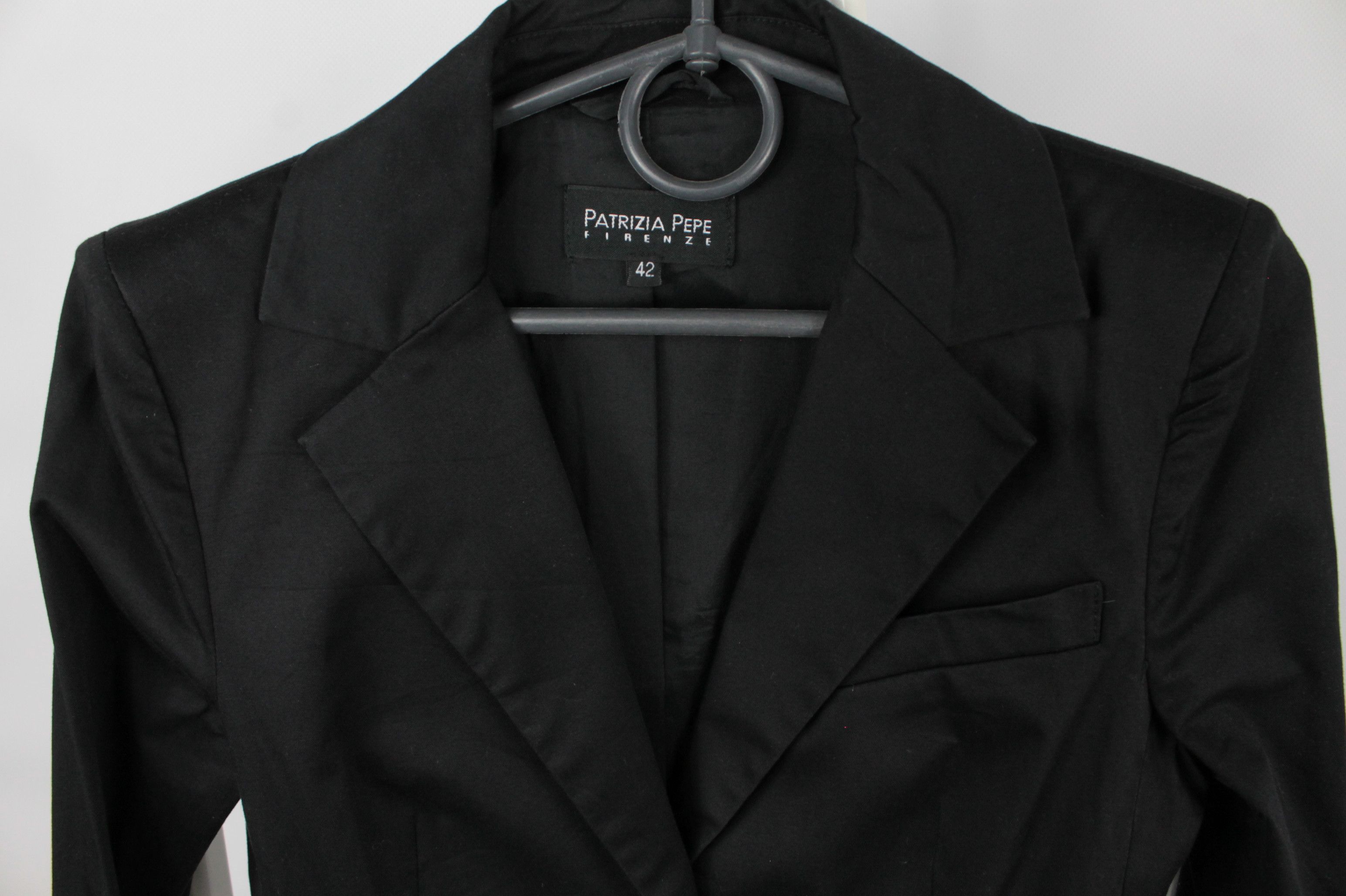 Designer × Patrizia Pepe Patrizia Pepe 3 Button Black Blazer Jacket Women's Size S / US 4 / IT 40 - 7 Thumbnail