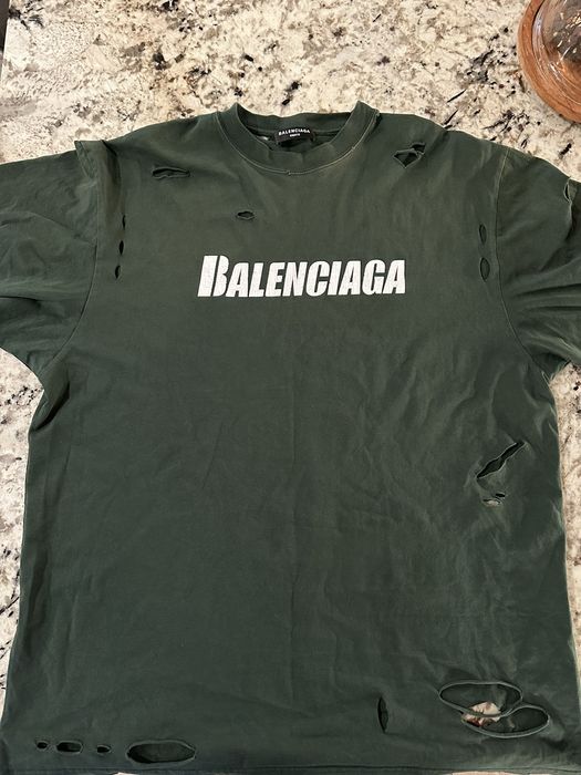 Balenciaga destroyed discount t shirt