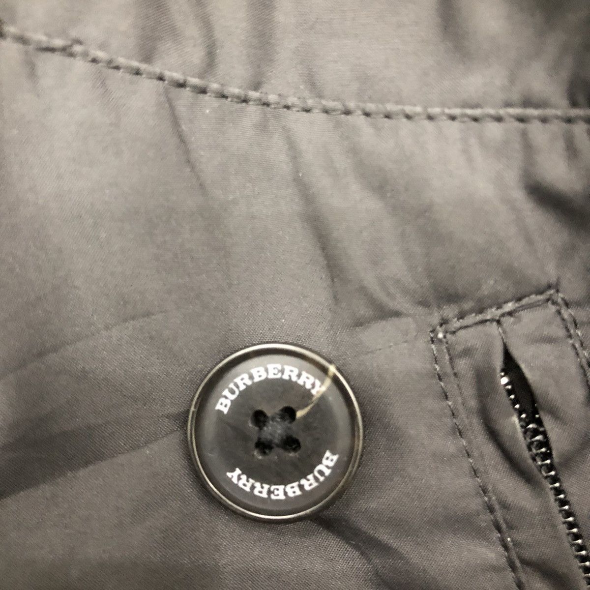 Burberry Y201. BURBERRY LONDON NOVA CHECK PARKA JACKET Size US M / EU 48-50 / 2 - 12 Thumbnail