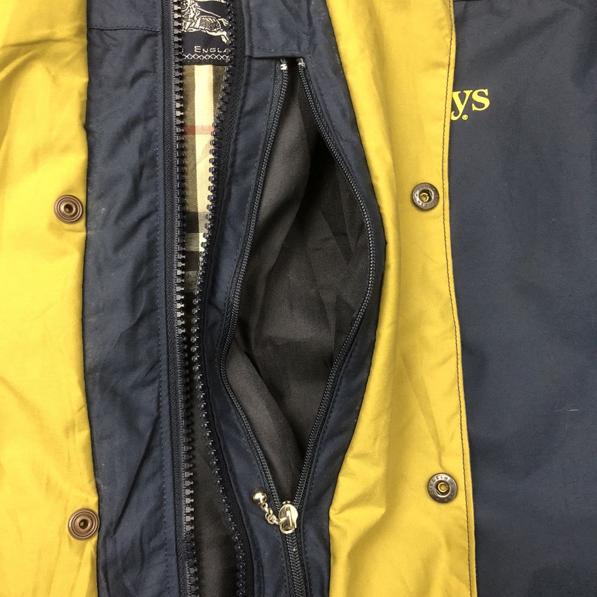 Burberry × Vintage Y203. VTG BURBERRYS OF LONDON NOVA CHECK PARKA JACKET Size US M / EU 48-50 / 2 - 9 Thumbnail
