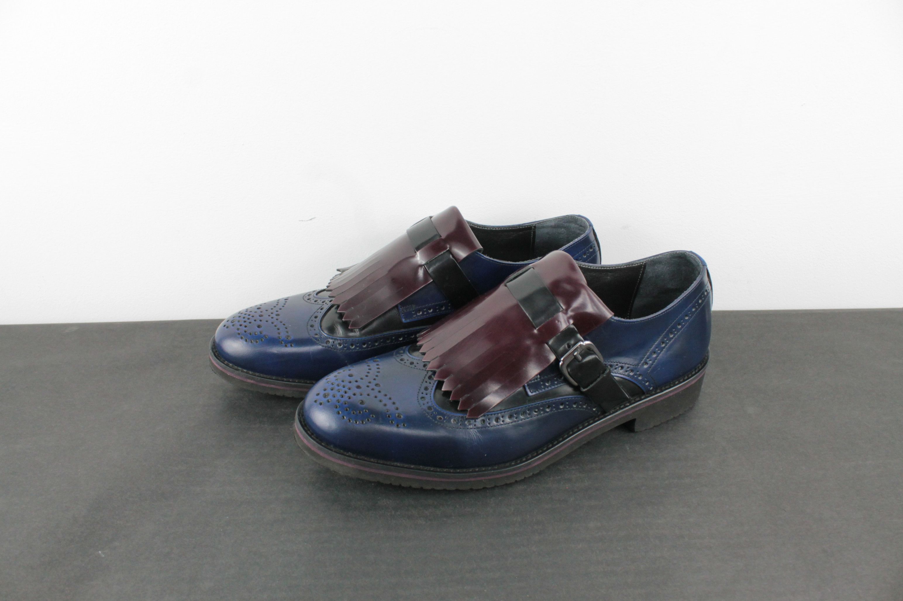 Designer × Leather × NAVYBOOT Navyboot Extralight Leather Tassel Brogue Shoes With Strap Size US 8 / EU 41 - 4 Thumbnail